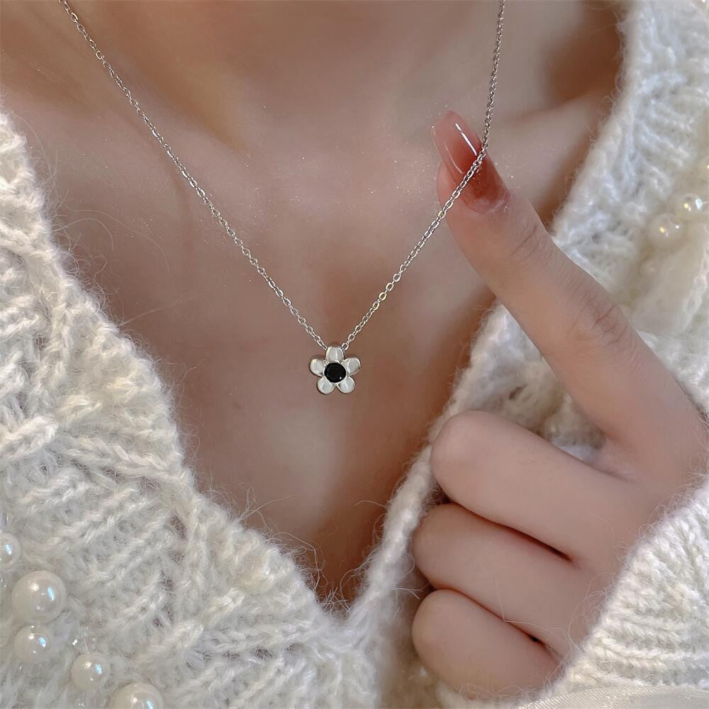 Women's High-grade Butterfly Gift For Niche Bag Light Luxury Necklaces