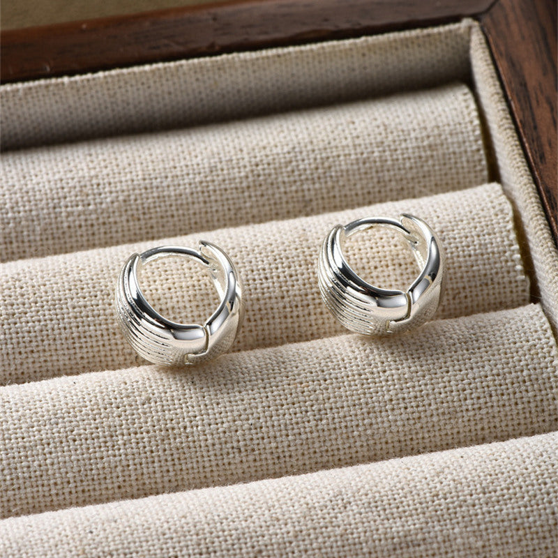 Luxury High-grade Twist Clip Geometric U-shaped Ear Buckle