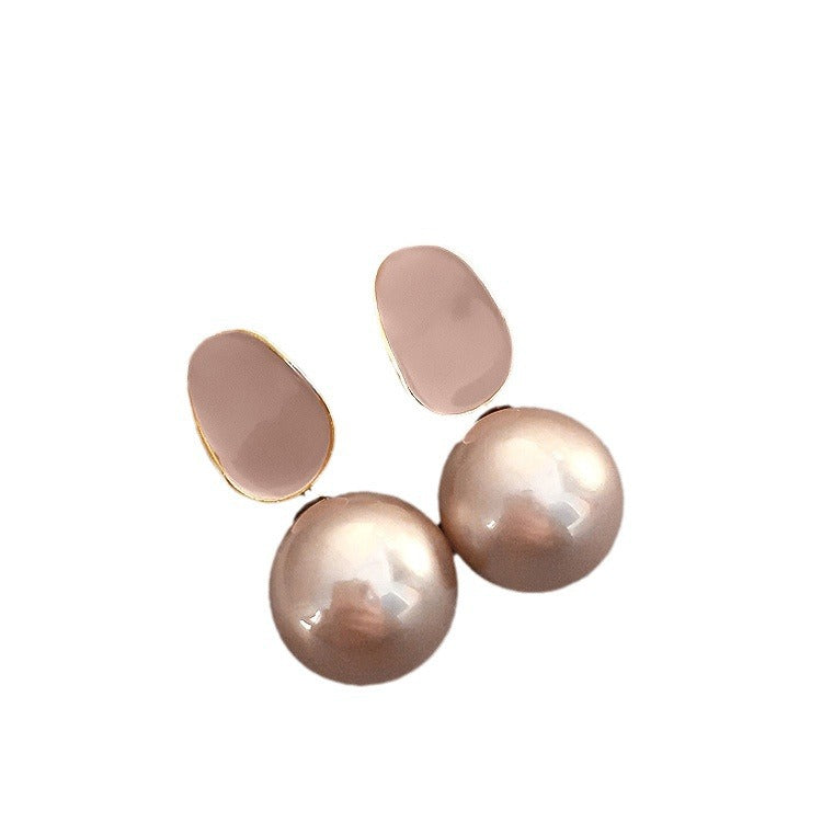 Women's Pearl Flower Fashionable High-grade French Entry Earrings