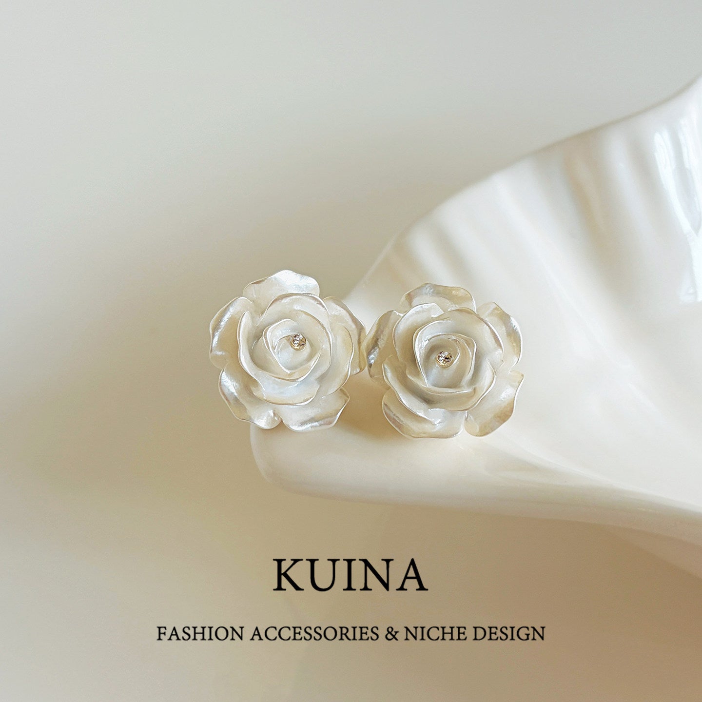 Female Fragrance Style Light Luxury High-grade Temperament Niche Korean Beautiful Earrings