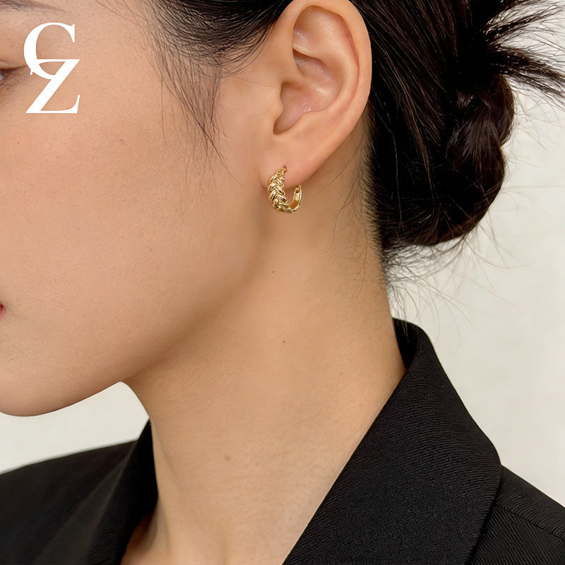 Simple Geometric Ellipse Clip Vintage Light Luxury High-grade Niche Ear Buckle