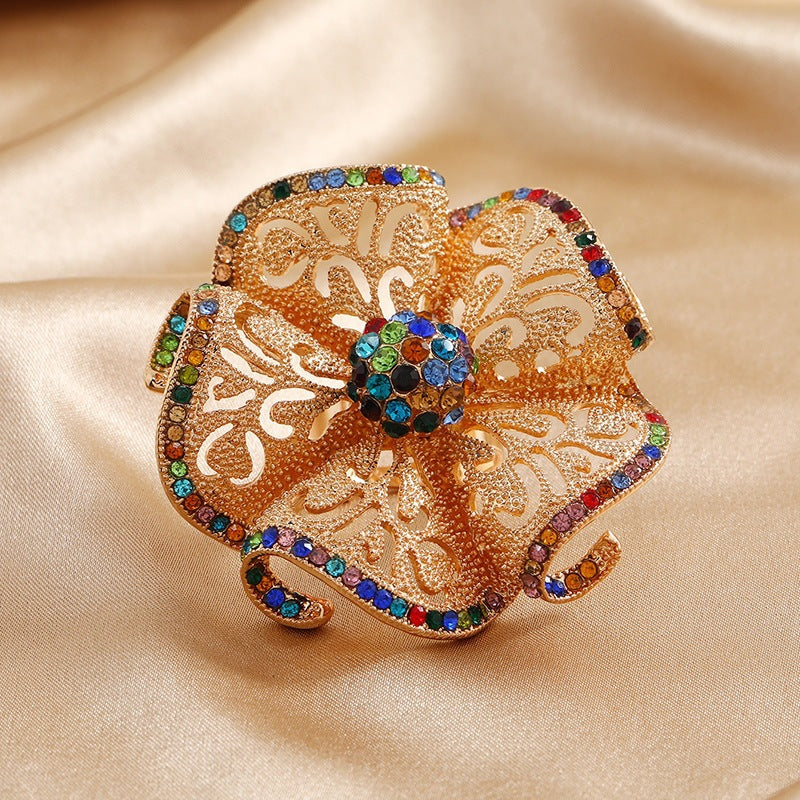 High-grade Flower Open Noble Elegance Retro Hollow Ring