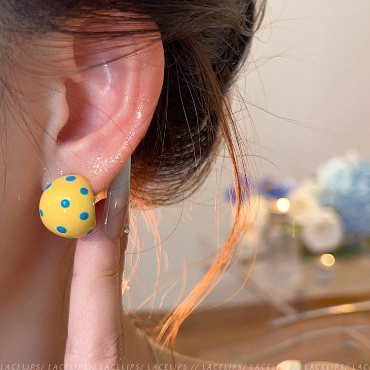 Women's Milk Yellow Wave Drop Glaze High-grade Light Luxury Dopamine Stud Earrings