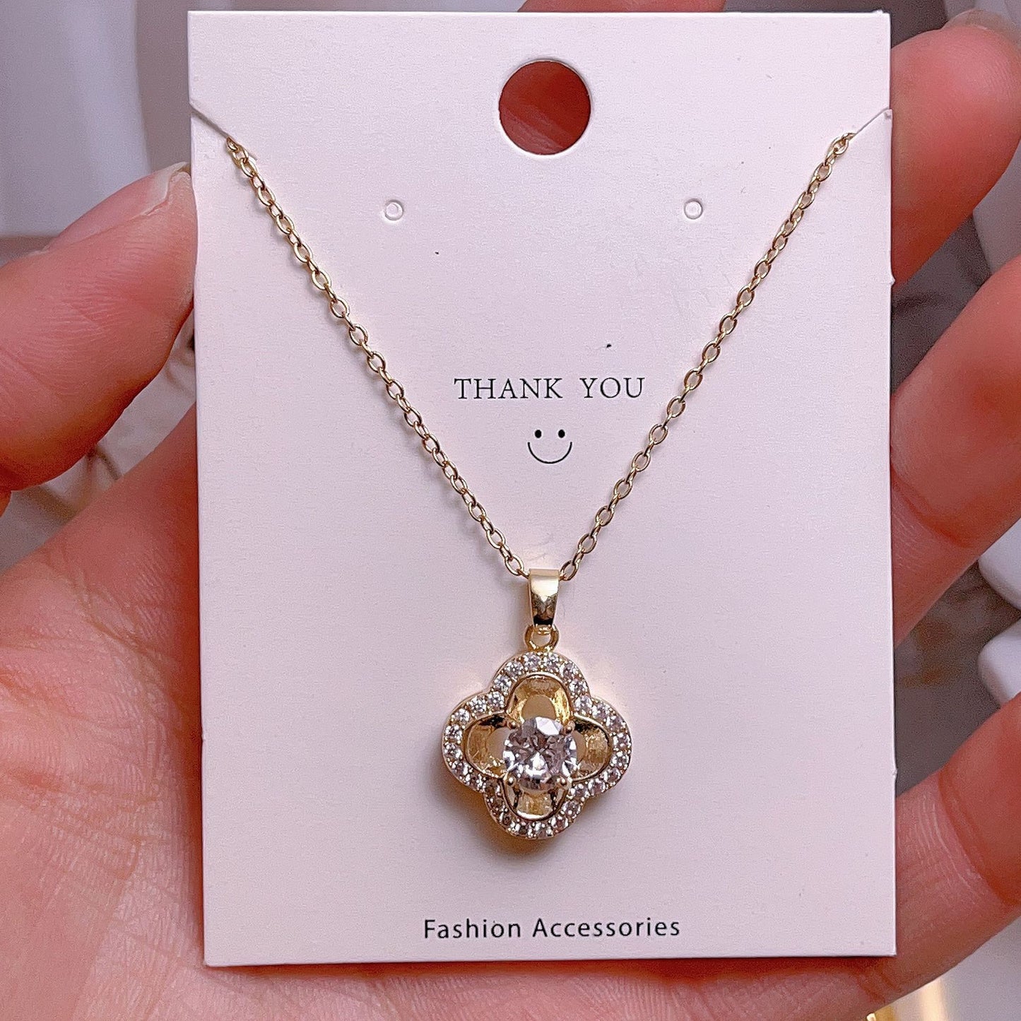 Women's Fashion Simple Love Design Light Luxury Necklace