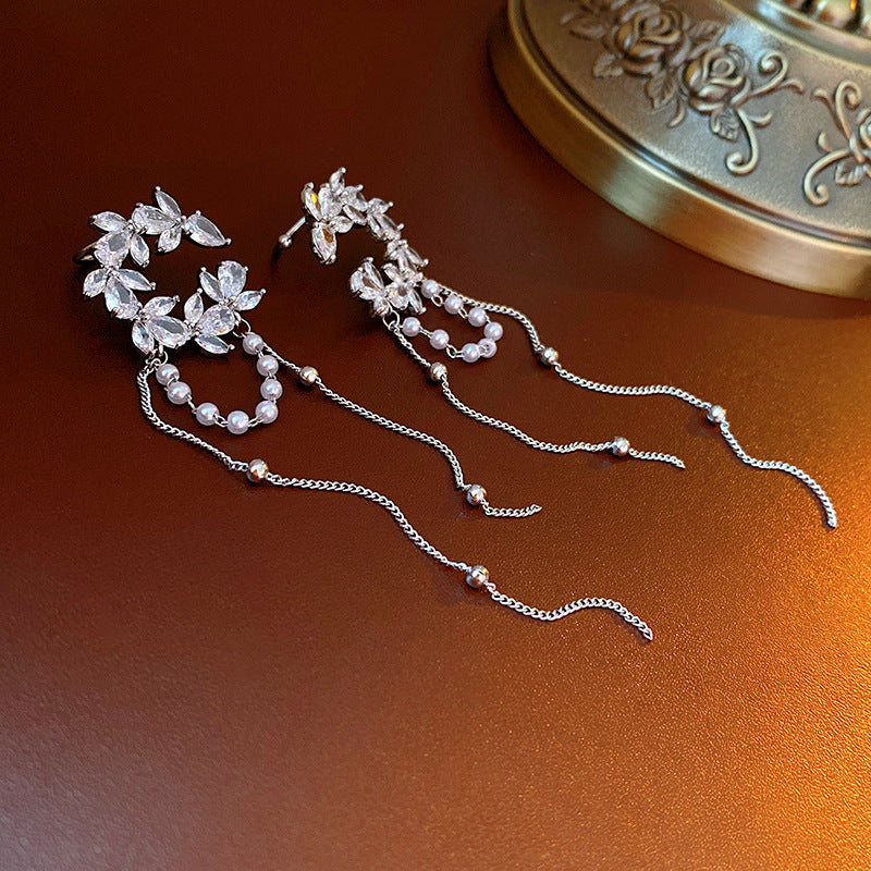 Zircon Letter Long Light Luxury High-grade Fashion Simple Earrings