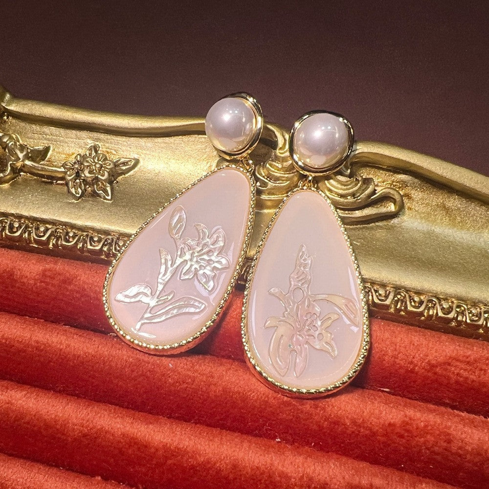 Women's Abalone Shell Series Gold Plated Environmental Protection Fashion French High-grade Earrings