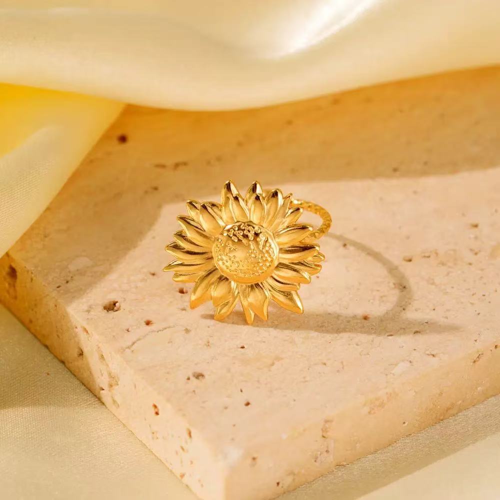 Style Flower Titanium Steel Female Personality Stylish Round Thread Gold Ring