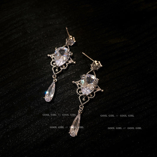 Women's Needle Water Drop Zircon Design Super Earrings