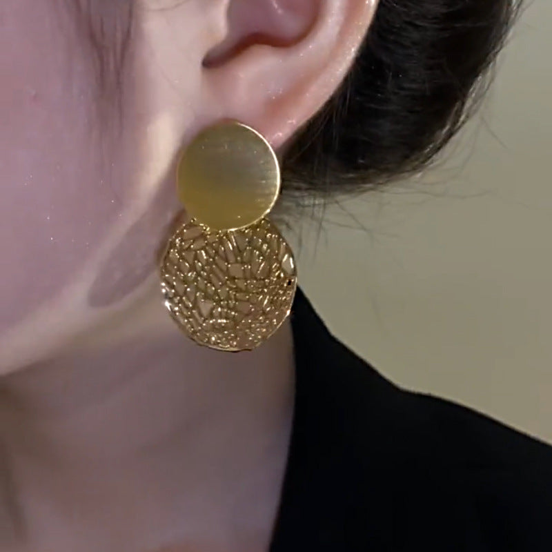 Golden Hollow Metallic Sier Needle Openwork Circle Elegant High-grade Cold Earrings