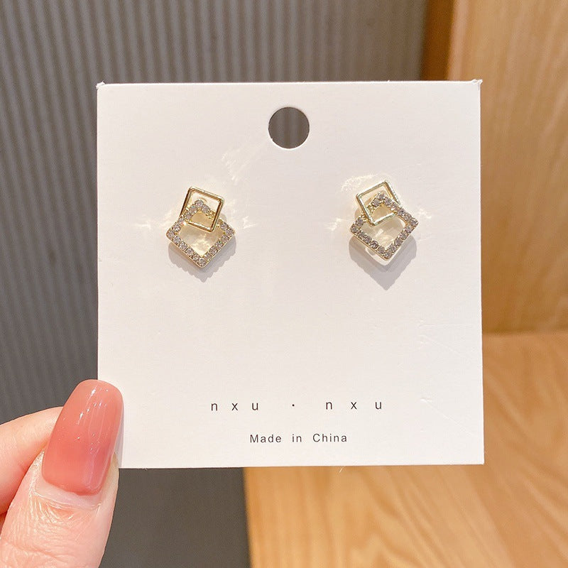 Pearl High-grade Butterfly Ear Clip Fashionable Earrings