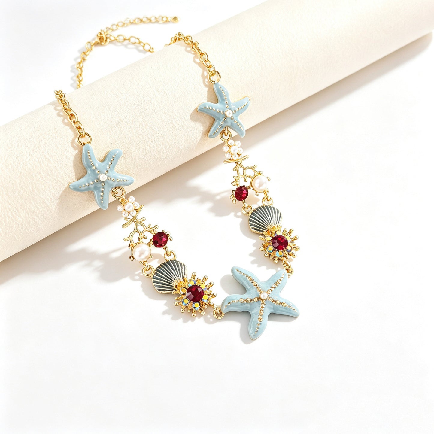 Women's Shell Seaside Vacation Style Clavicle Chain Neck Fashion Necklaces