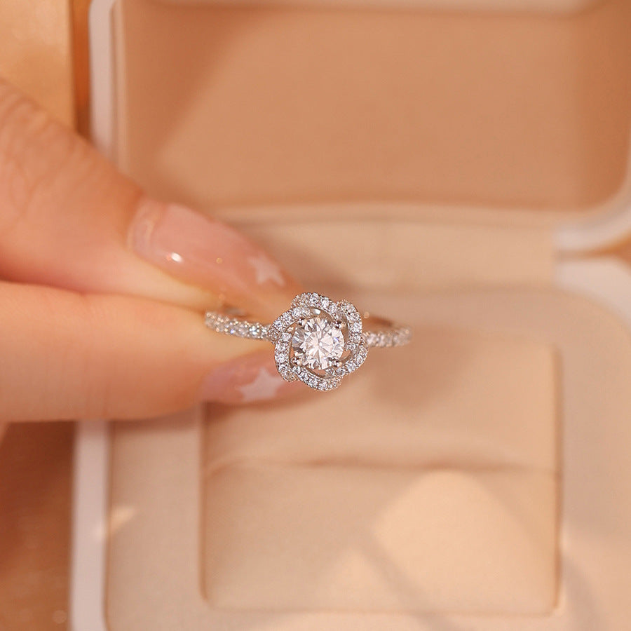 Women's Full Diamond Light Luxury Exquisite Design High-grade Flash Rings