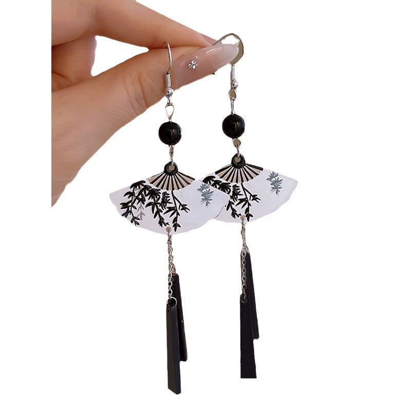 National Fan-shaped Shell Tassel Elegant No Ear Piercing Required Earrings
