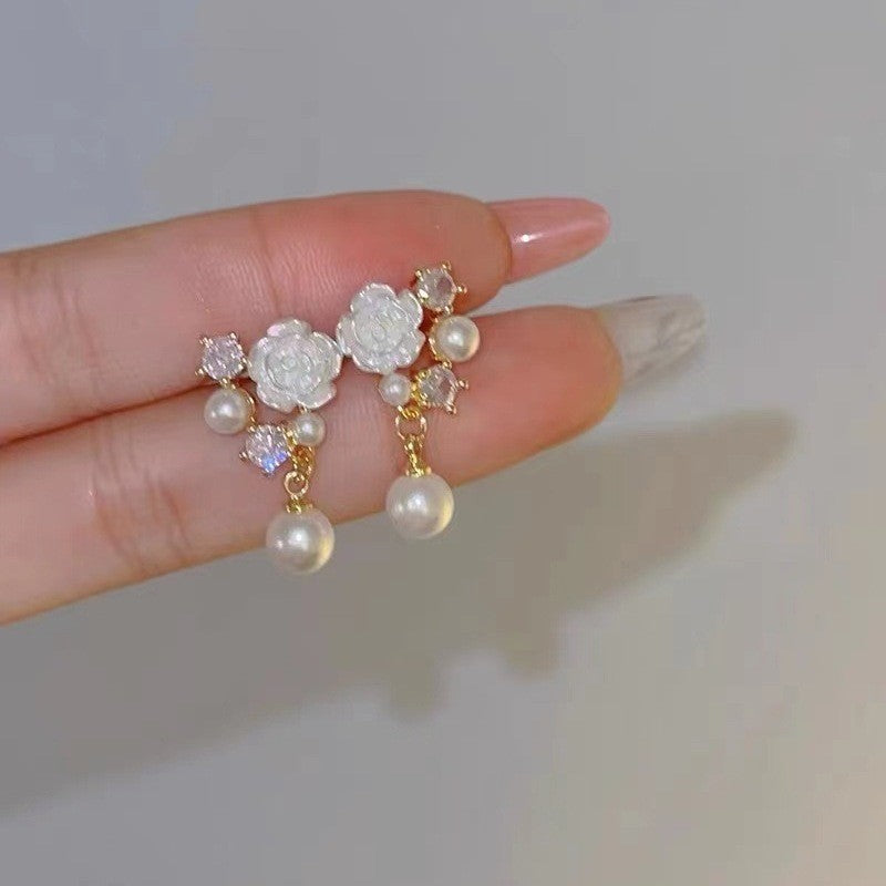Women's Vintage Spring Butterfly For Fashionable Versatile Design Sense Earrings
