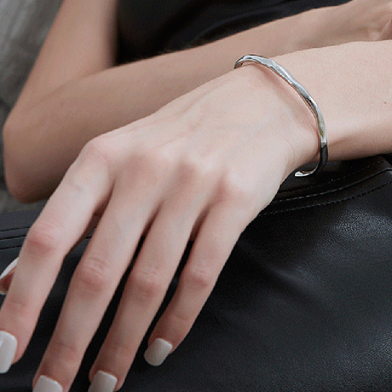 Gold-plated Metallic Simple Irregular Wave Texture Personality Titanium Bracelet