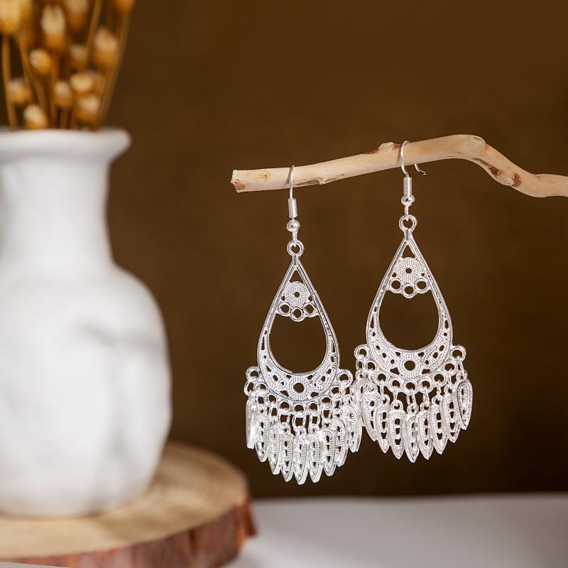 Miao Sier Personality Hollow Out Leaf-shaped Fashion Earrings