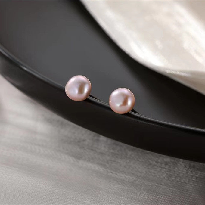 Women's Elegant Gentle Natural Freshwater Pearl Light Luxury Stud Earrings