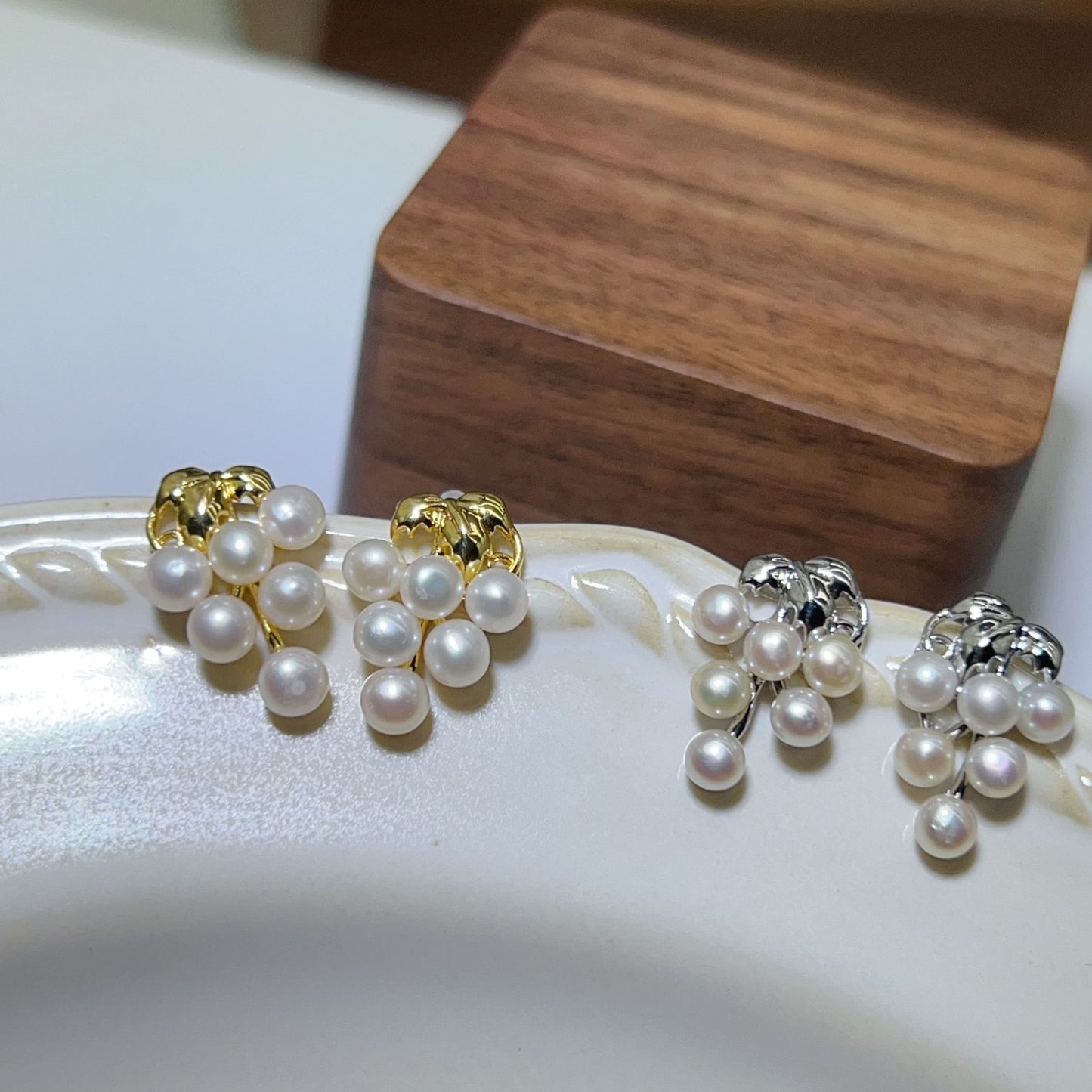 Micro Inlaid Zircon Pearl Tassel Sier Needle Earrings