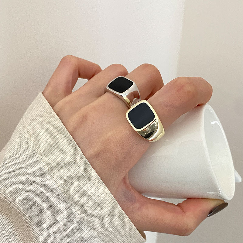 Women's Black Square Retro Fashion Exaggerated Open Hip Hop Ring
