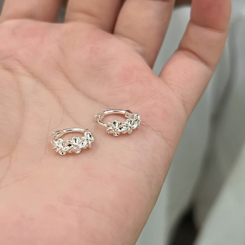 Light Luxury High-grade Three-dimensional Flower Refined Stylish Rings