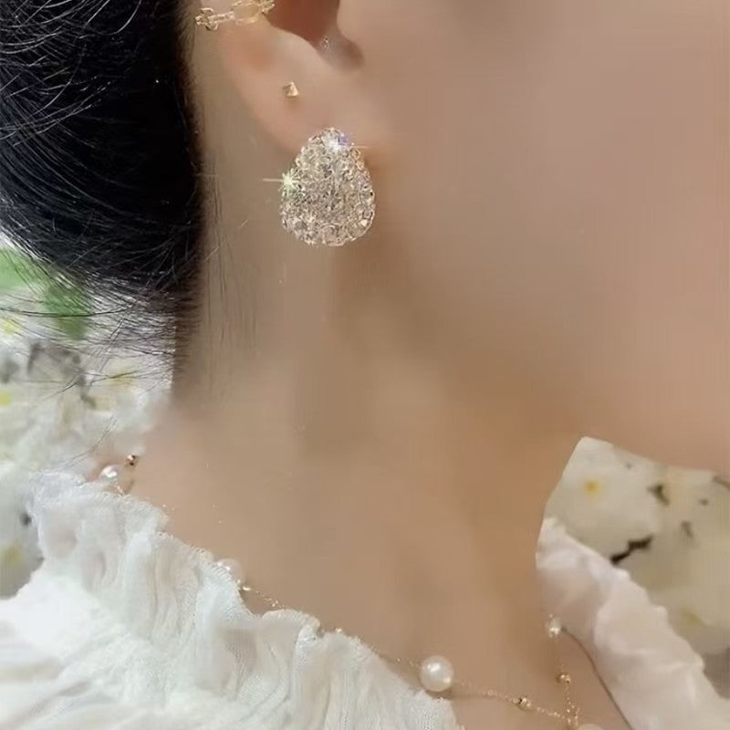 Super Flash Rhinestone Water Drop Ear High-grade Affordable Luxury Fashion Earrings