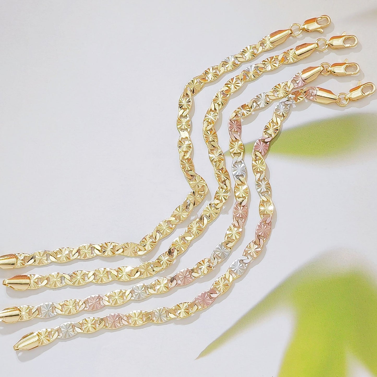 Chain Exquisite Flash Surface Carven Design Light Luxury High Sense Bracelets