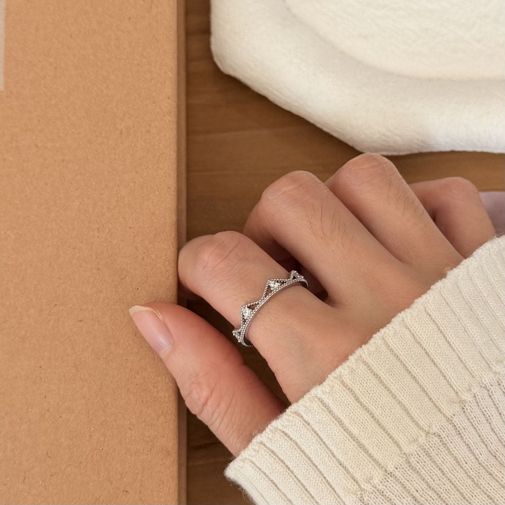 Women's Sier Inlaid Zirconium Love Heart-shaped Fashion Trend Design Twin Ring