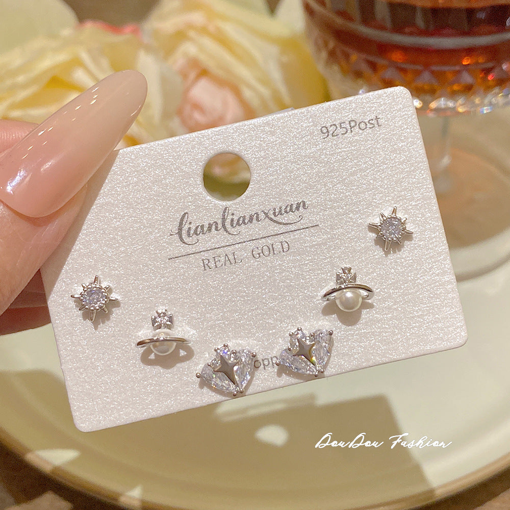 Women's Needle One Card Three Pairs Earings Small Delicate Summer High-grade Stud Earrings