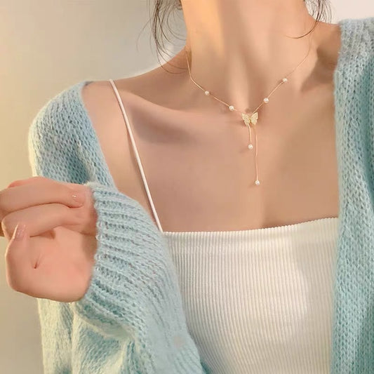 Women's Fashionable Pearl Design High-grade Light Luxury Clavicle Necklaces