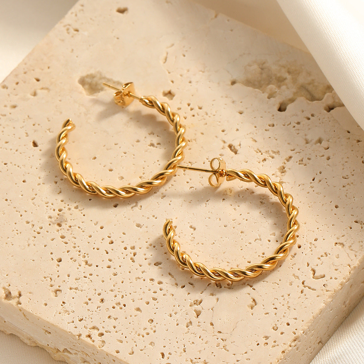 Women's Beautiful Circle Design High-grade Simple Titanium Earrings