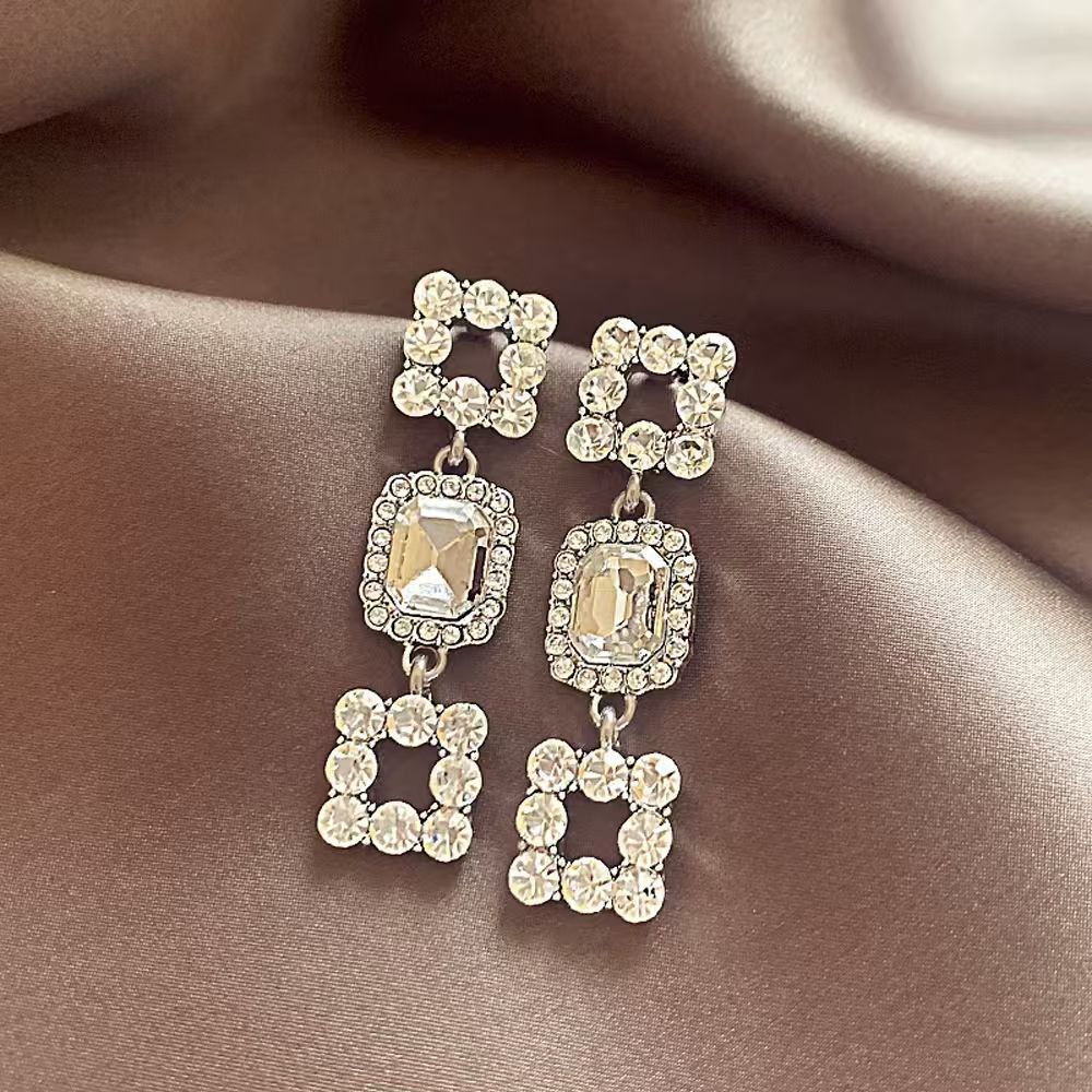 Elegant Zircon Butterfly Tassel Gentle Stylish Personality Stud Earrings