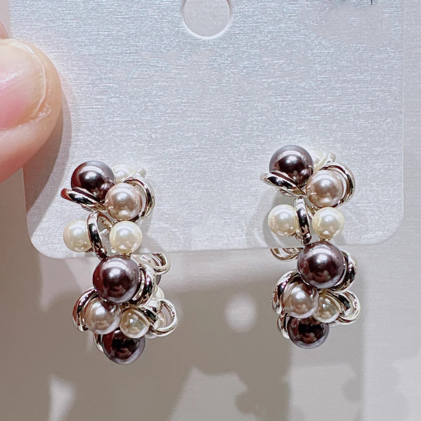 Women's Metal Twist Color Pearl Shaped For Unique Light Luxury Minority Rings