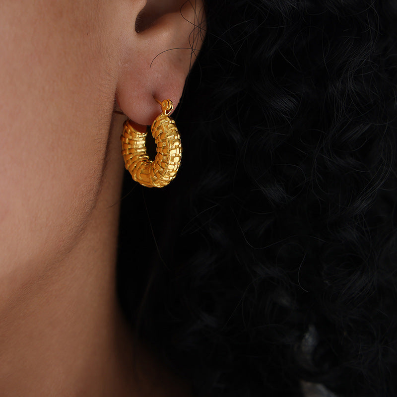 Retro Style Artistic Graceful Geometric Texture Woven Hollowed Design Fashionable Earrings