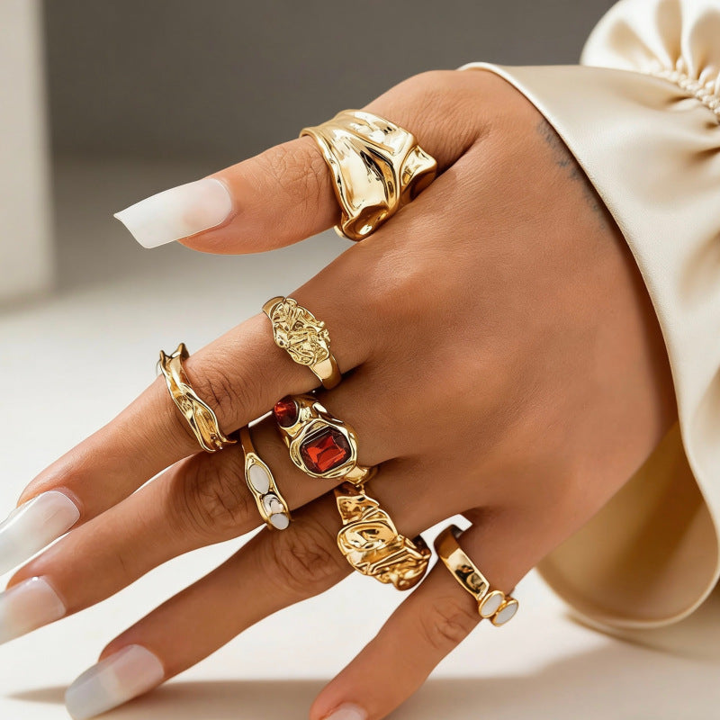 Hand Vintage Metal Geometry Irregular Diamond Ring