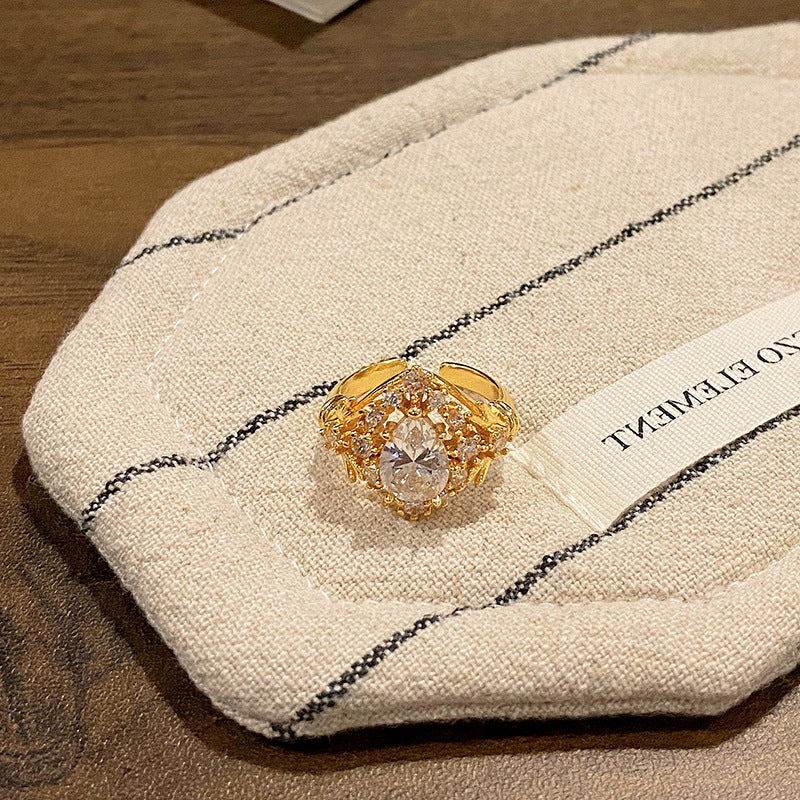 Gilding Simple Female Light Luxury Minority Ring