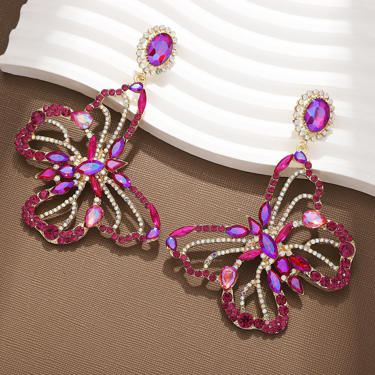 Retro Diamonds Hollow Colorful Butterfly Design Earrings