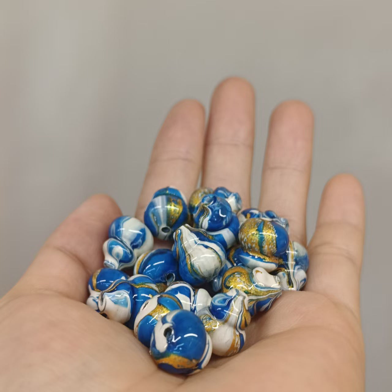 Paint Over Stall Small Commodity Live Bracelets