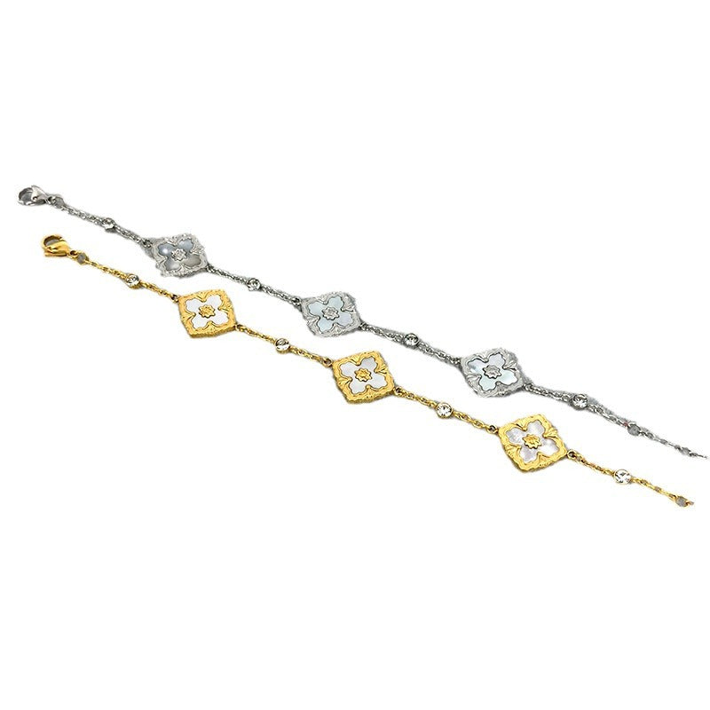 Women's Italian Brushed Diamond Leaf Clover Retro Natural Bracelets