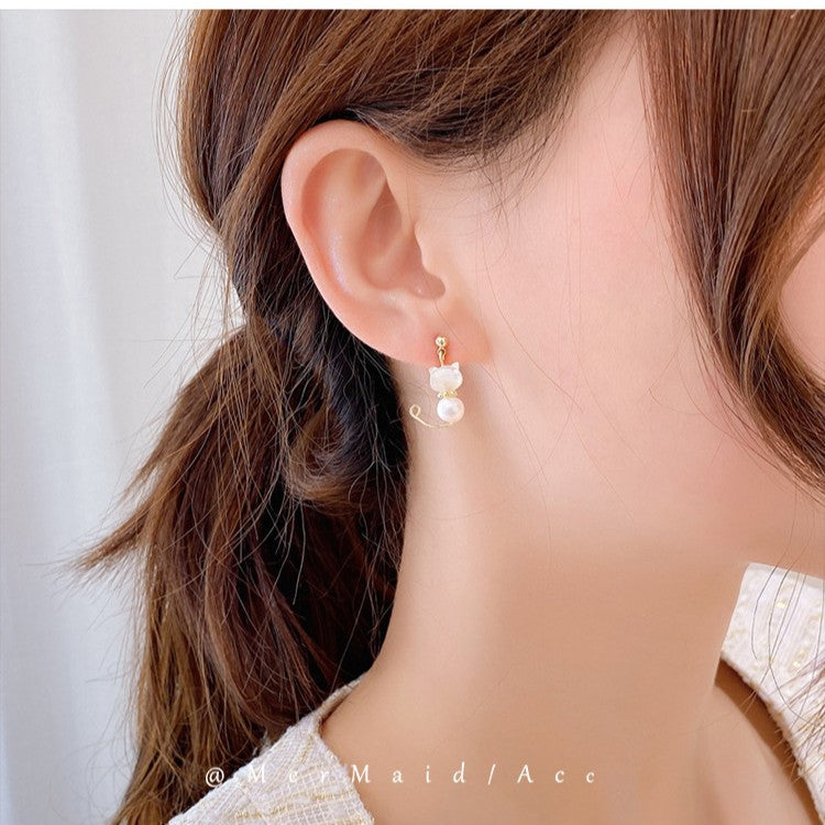 Kitty Fishbone Female Asymmetric Design Light Stud Earrings