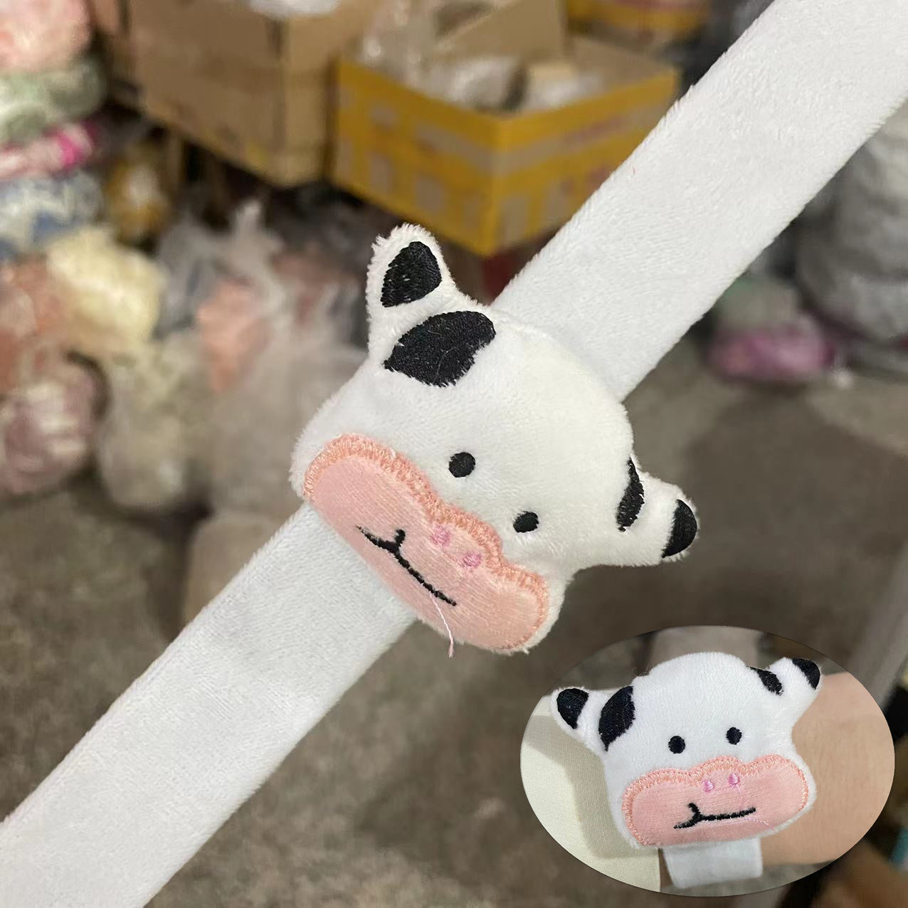 Children's Plush Cartoon Pop Cute Couple Female Slap Bracelet