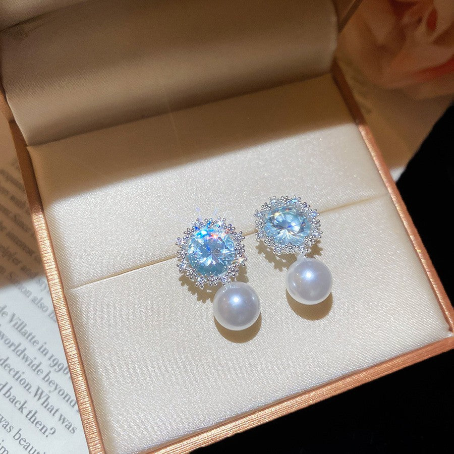 Women's Style Refined Zircon Flower Pearl Light Luxury High-grade Ear Earrings