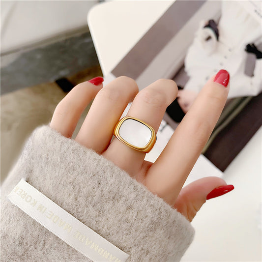 Shell Cold Style Personality Retro Temperament Rings