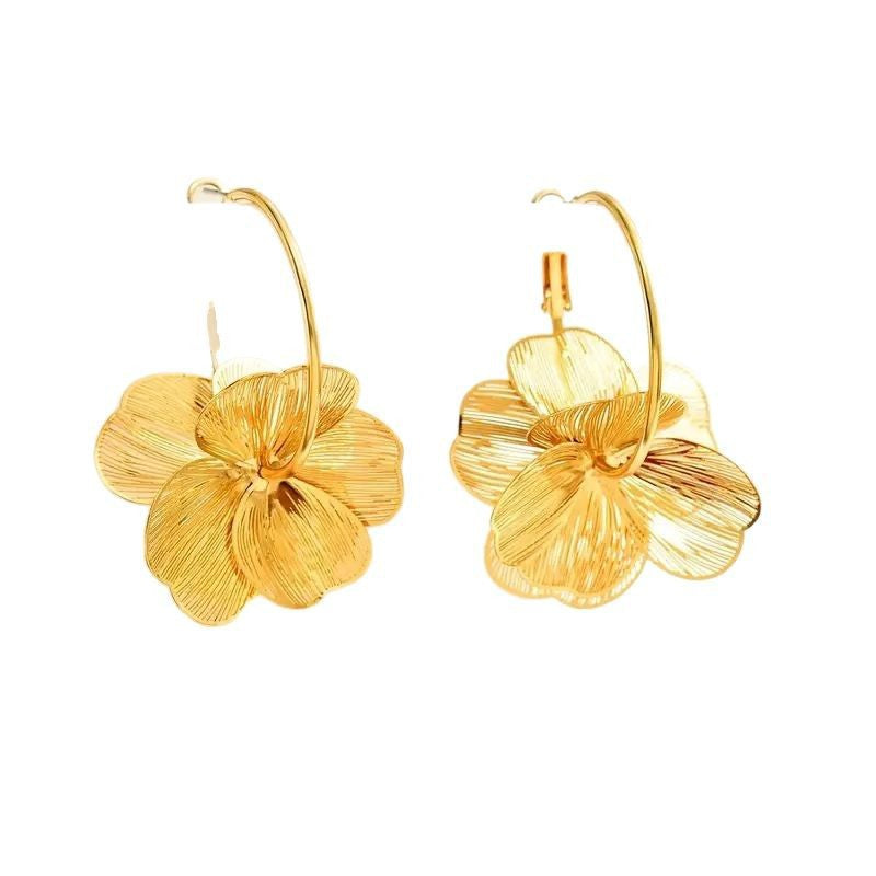 Luxury High-grade Flower Niche Personality Trendy Design Earrings