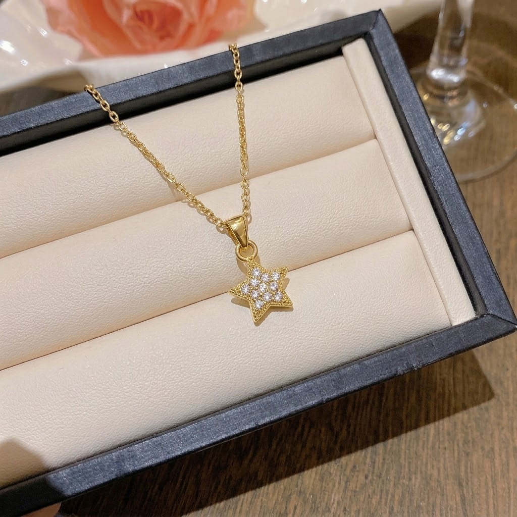 Women's Fashion Devil's Eye Creative Design Elements Popular Clavicle Necklaces