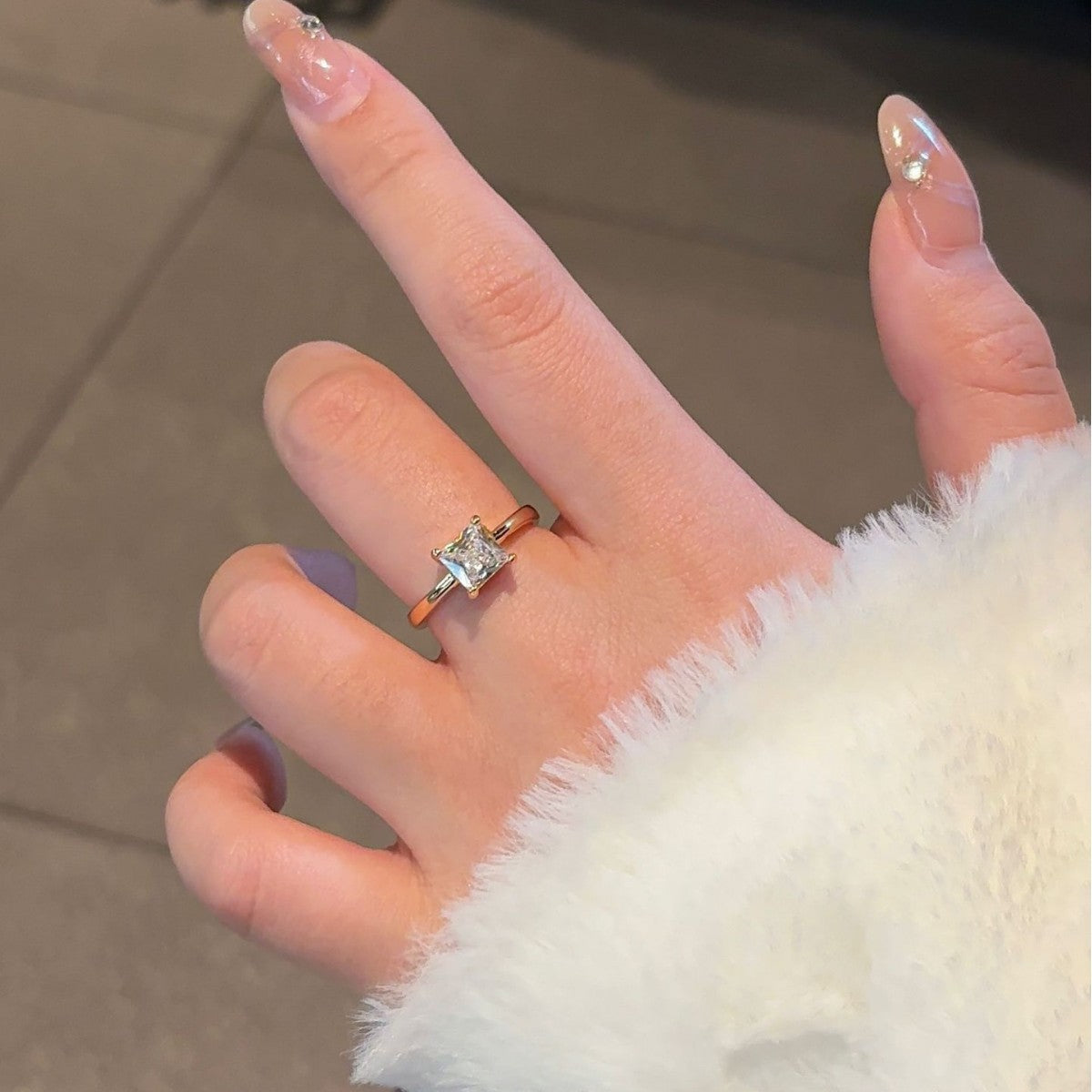 Affordable Luxury Fashion Zircon Elegant High Sense Ring