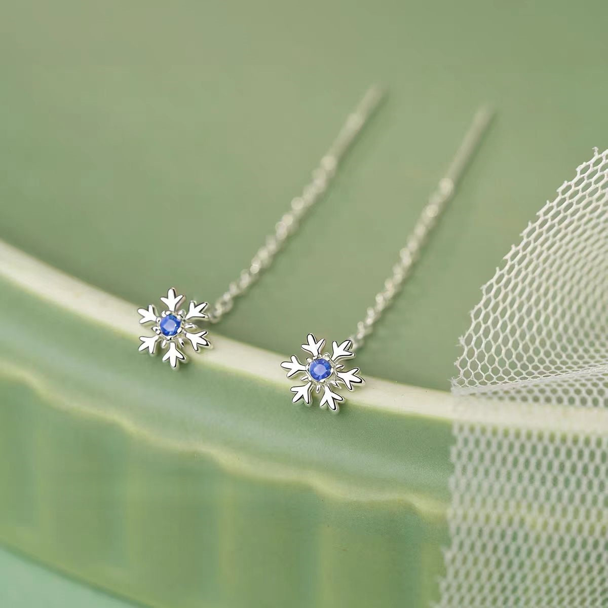 Needle Blue Diamond Snowflake Tassel Female Light Luxury Minority Unique Rings