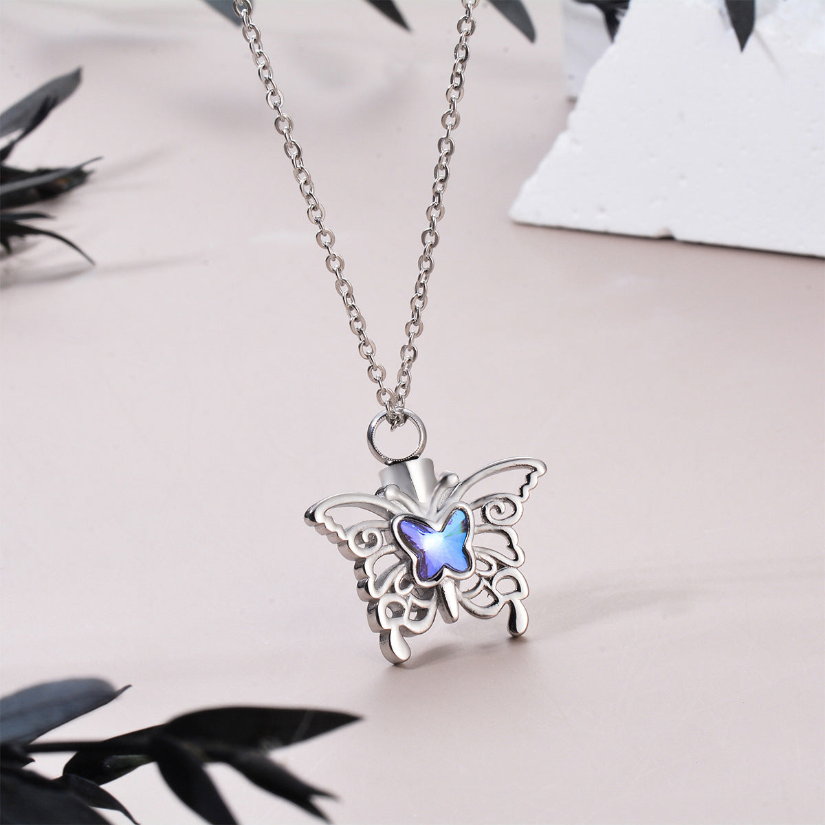 Fresh Style Butterfly Can Open Perfume Pendants