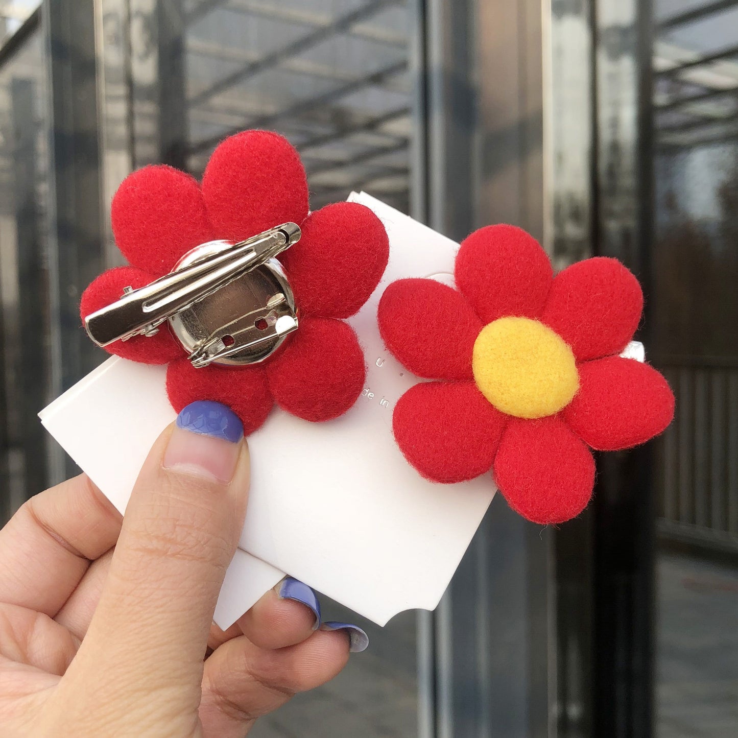 Children's Pop Brooch Barrettes Cute Flowers Creative Bracelets