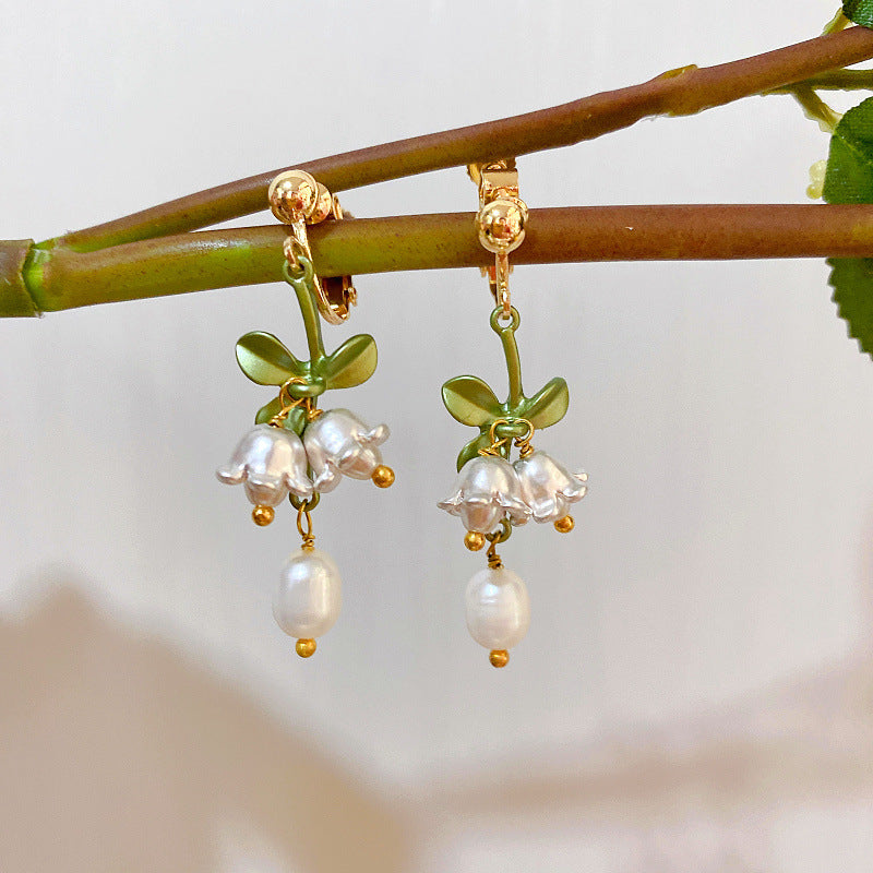 Women's Mori Style Lily Grass Pearl Sier Pin Earrings