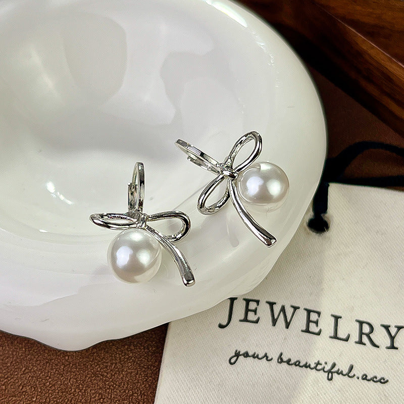 High-grade Bow Pearl Ear Clip Simple Rings